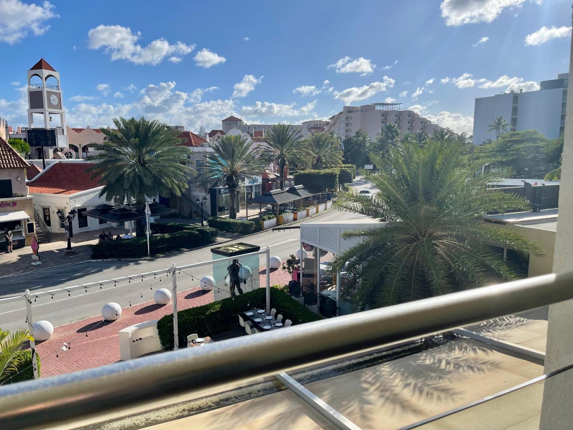 The Cove - Condo Hotel - Palm Beach Strip Bagian luar foto