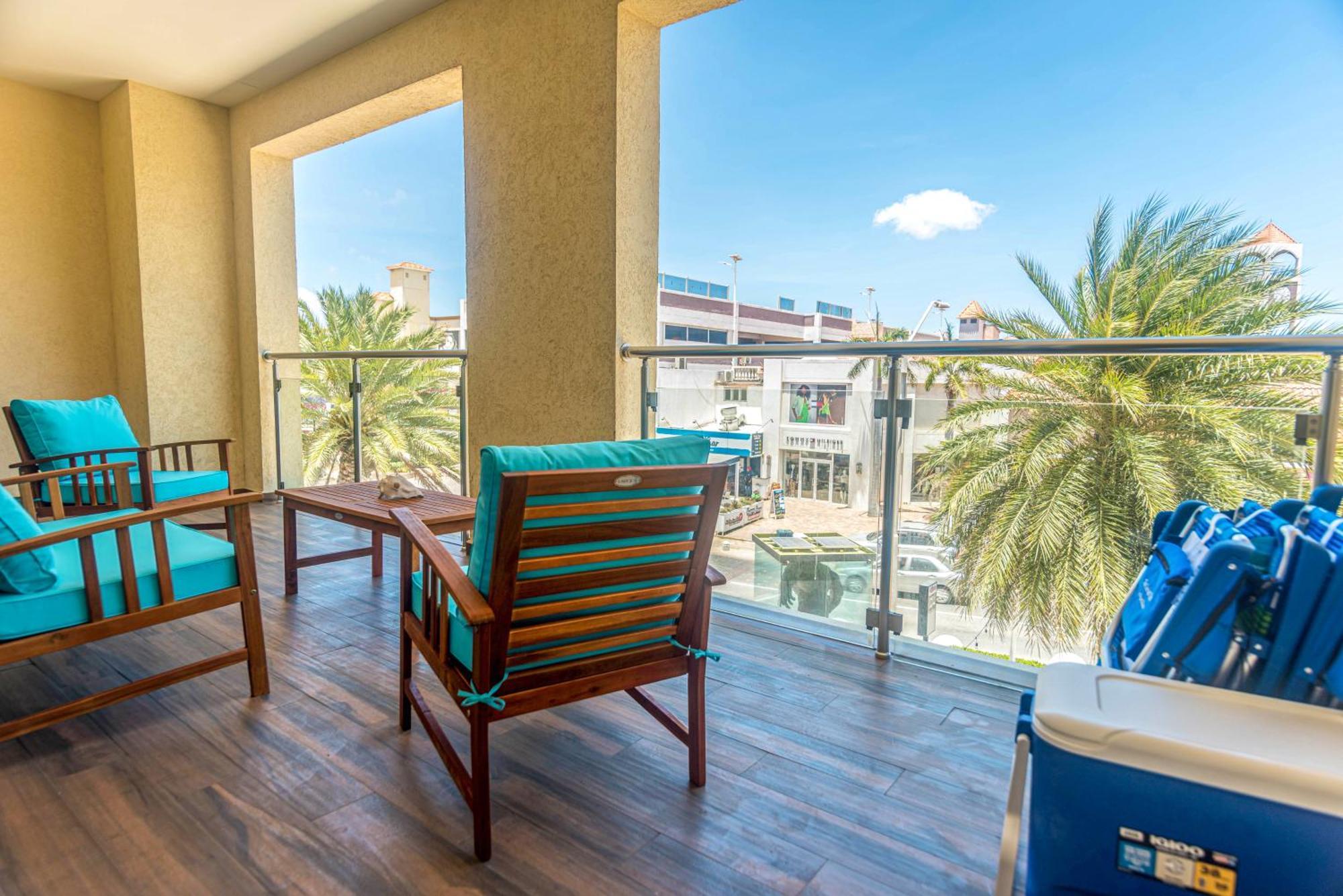 The Cove - Condo Hotel - Palm Beach Strip Bagian luar foto