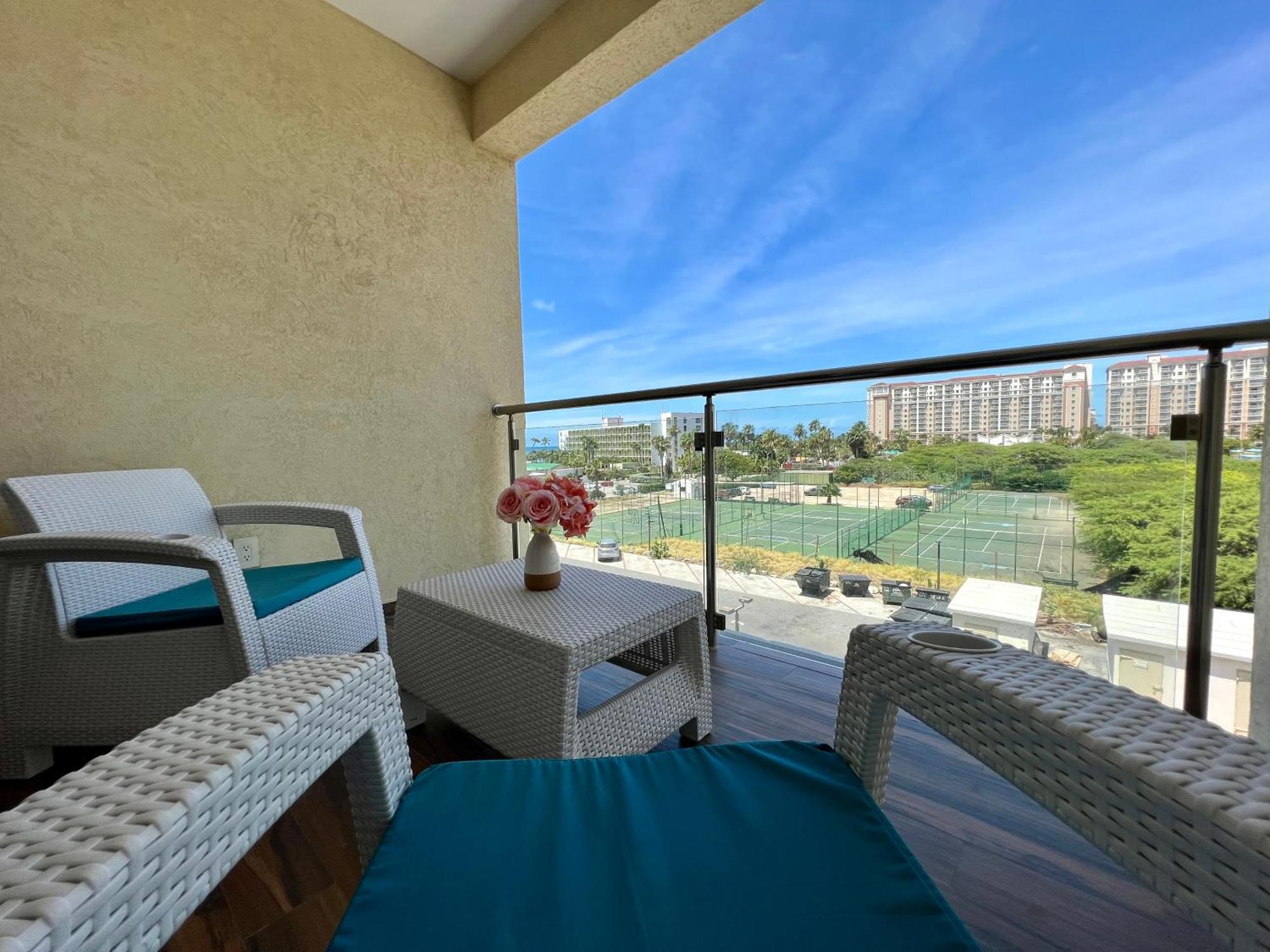 The Cove - Condo Hotel - Palm Beach Strip Bagian luar foto